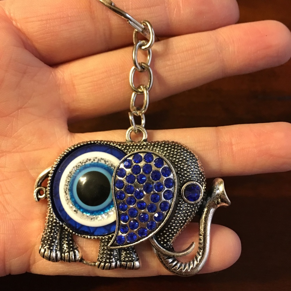 Gorgeous key chain - Picture 2 of 3